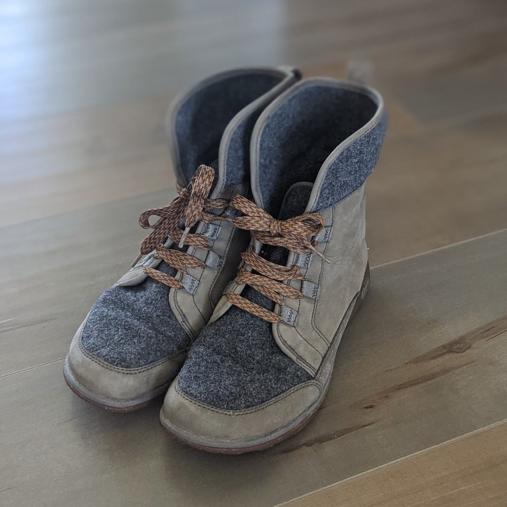 Chaco Barbary Boots Nickel Gray, Size 9